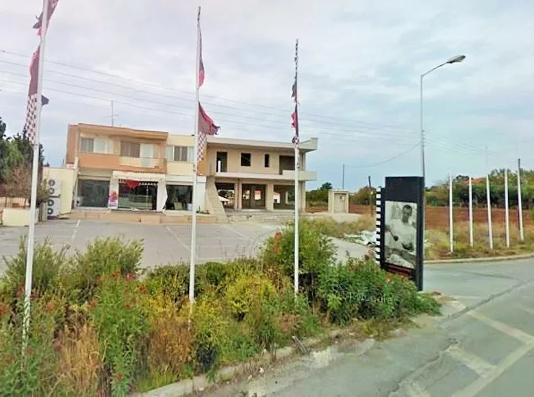 Commercial property 144 m² in Agios Mamas, Greece