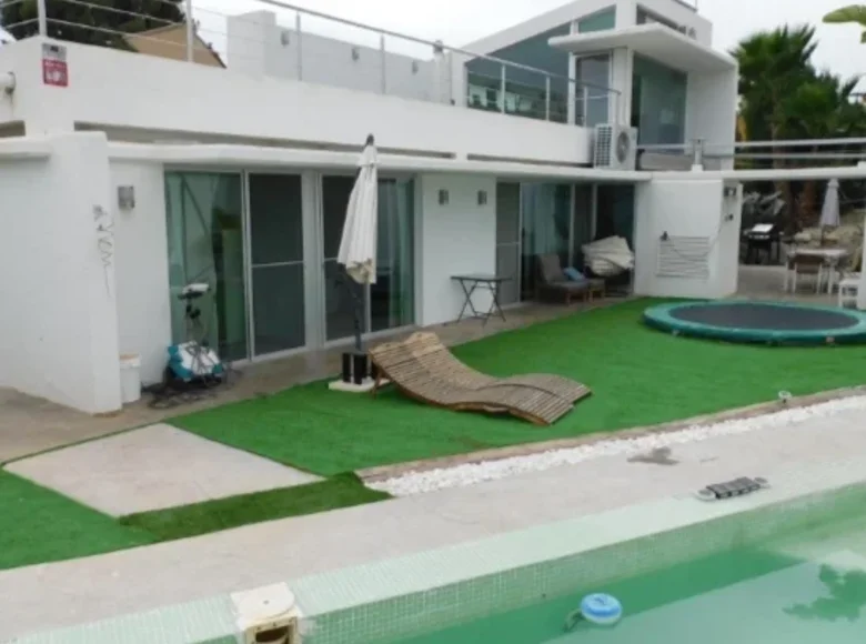 6 bedroom villa 280 m² Mutxamel, Spain