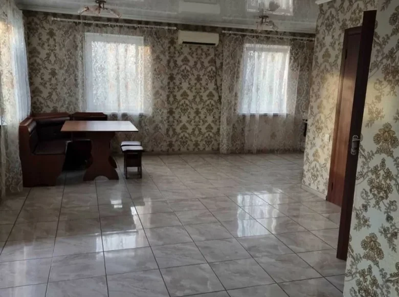 Haus 1 Zimmer 65 m² Nerubajske, Ukraine