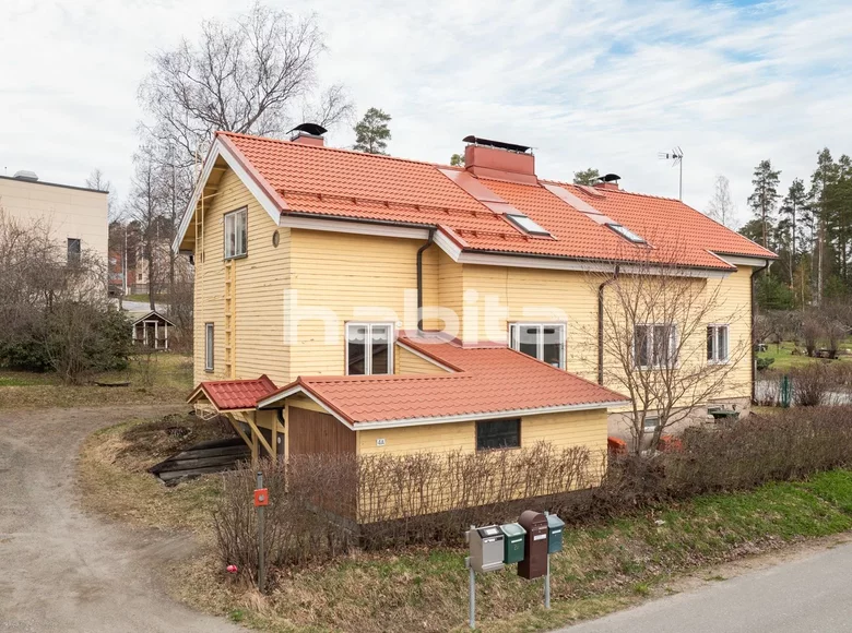 Casa 4 habitaciones 130 m² Jyvaeskylae sub-region, Finlandia