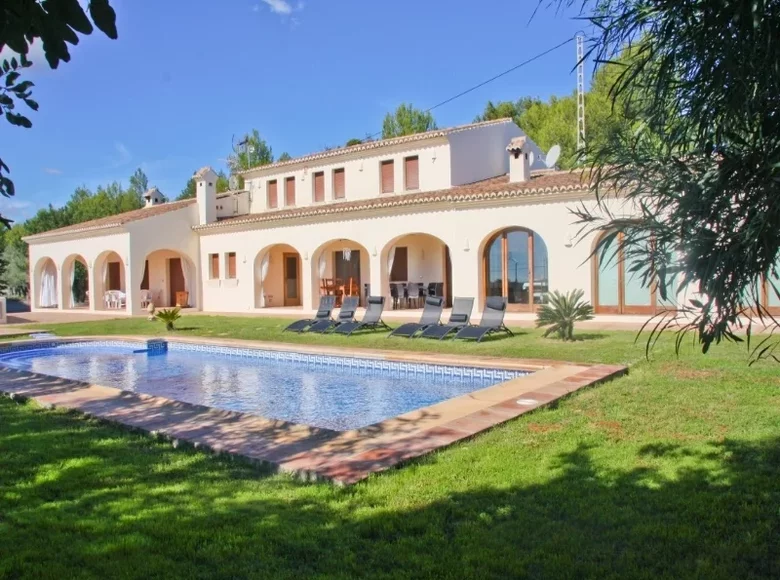 7 bedroom villa 580 m² Benissa, Spain