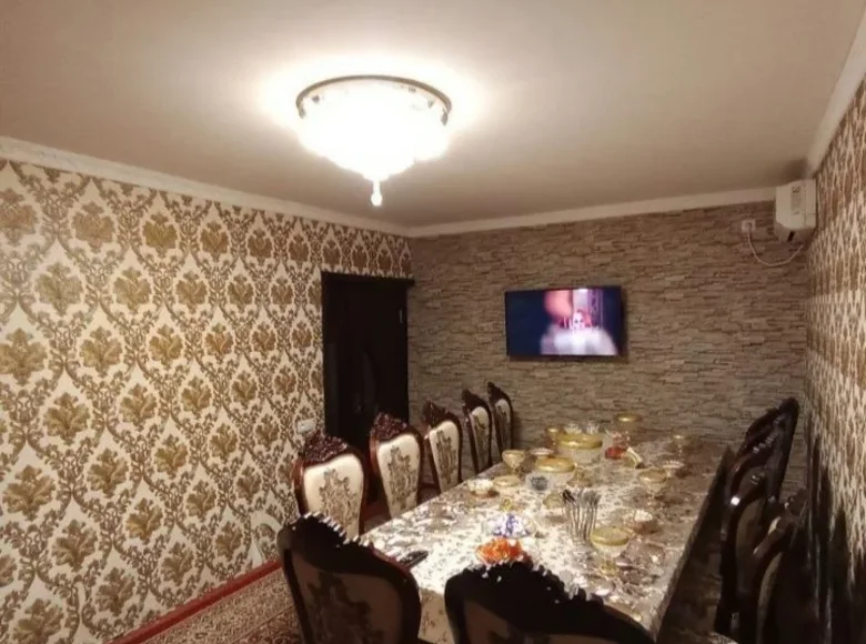 Kvartira 2 xonalar 70 m² Toshkentda