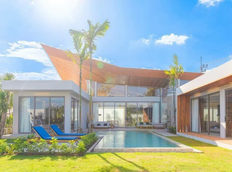 3 bedroom villa 39 745 m² Phuket, Thailand