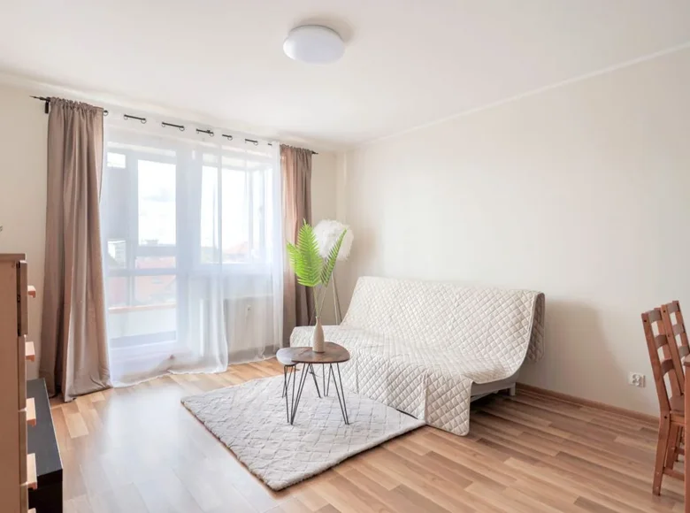 2 room apartment 40 m² Warsaw, Poland