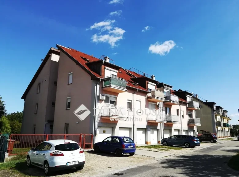 Mieszkanie 81 m² Sopron, Węgry