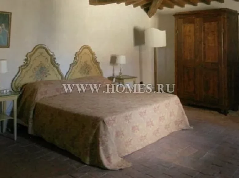 Castle 10 bedrooms 1 400 m² Greve in Chianti, Italy