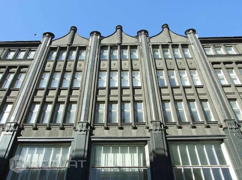 Casa 50 habitaciones 2 493 m² Riga, Letonia