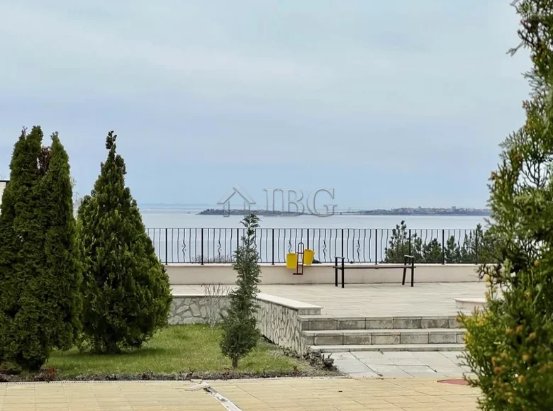 Mieszkanie 2 pokoi 74 m² Sveti Vlas, Bułgaria