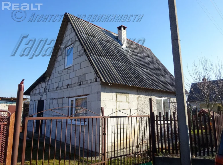 Casa 28 m² Kamianica Zyravieckaja, Bielorrusia