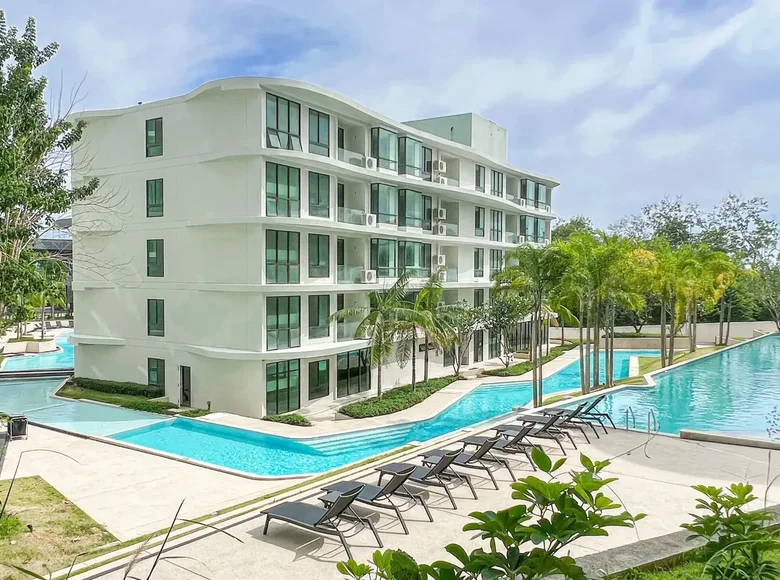 2 bedroom apartment 151 m² Phuket, Thailand