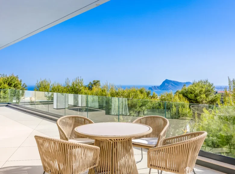 Mieszkanie 4 pokoi 384 m² Altea, Hiszpania