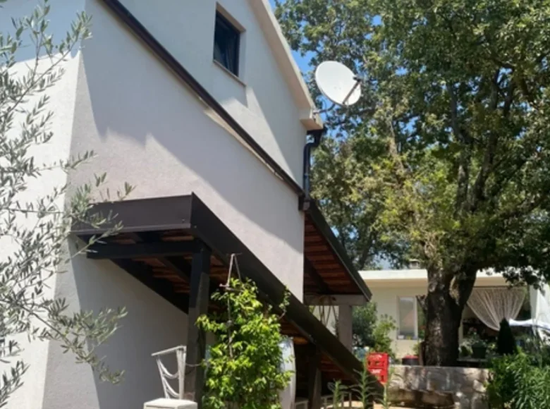 Casa 1 habitacion 77 m² Krimovice, Montenegro