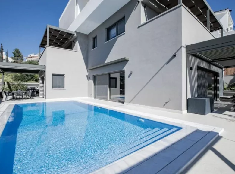 Villa 800 m² Municipality of Piraeus, Greece