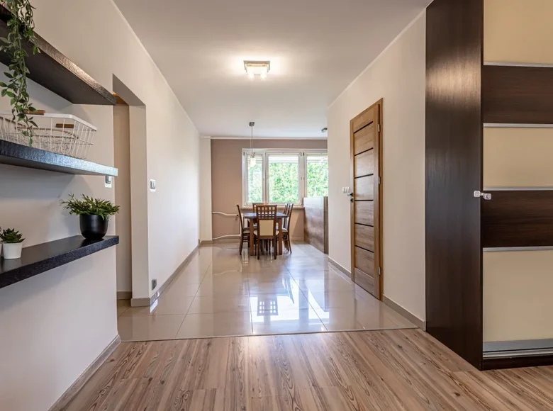 Mieszkanie 3 pokoi 74 m² Kostrzyn, Polska