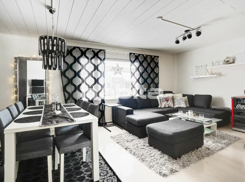Mieszkanie 3 pokoi 98 m² Turun seutukunta, Finlandia