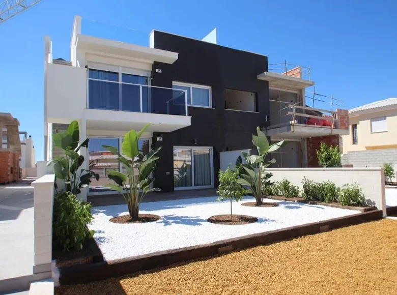 3 bedroom townthouse 98 m² Torrevieja, Spain