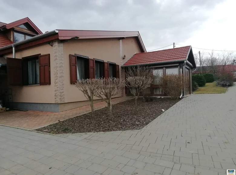 5 room house 256 m² Barlahida, Hungary