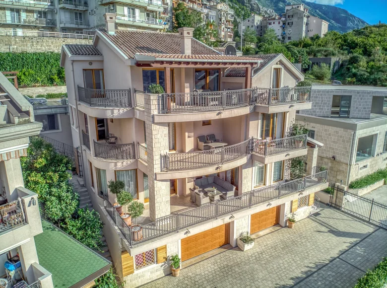 6-Zimmer-Villa 1 342 m² Kotor, Montenegro