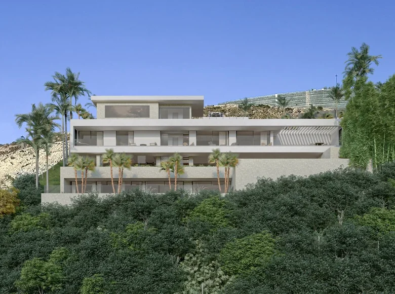 4 bedroom house 746 m² San Pedro Alcantara, Spain