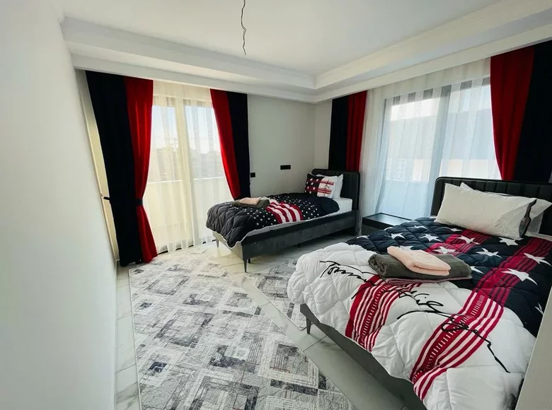 Duplex 4 rooms 100 m² Alanya, Turkey
