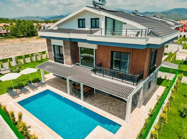 Willa 5 pokojów 250 m² Fethiye, Turcja