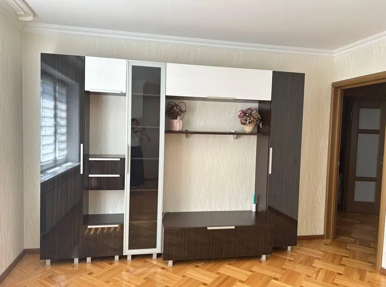 Mieszkanie 2 pokoi 59 m² Soligorsk, Białoruś