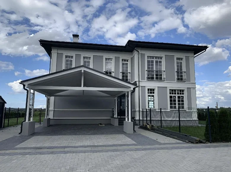 6 bedroom house 290 m² Spunciems, Latvia