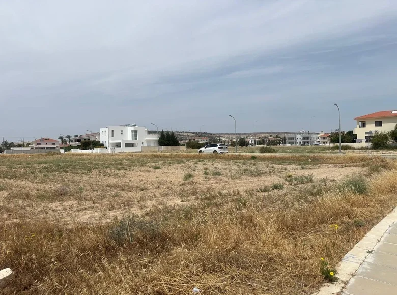 Atterrir  Pýla, Chypre