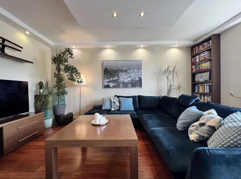 3 room apartment 76 m² Warsaw, Poland