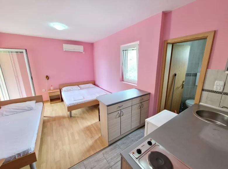 Haus 12 Schlafzimmer  Buljarica, Montenegro