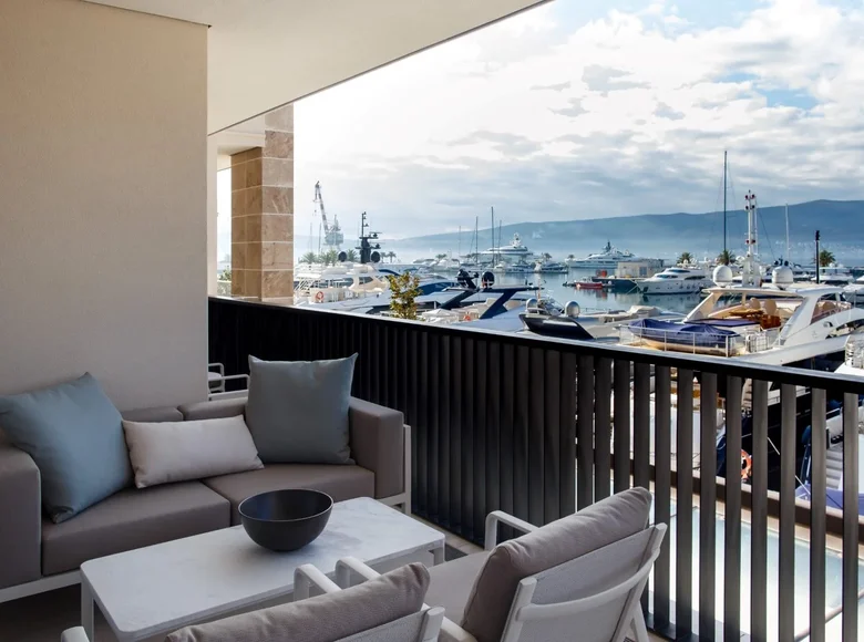 2 bedroom apartment 146 m² Montenegro, Montenegro