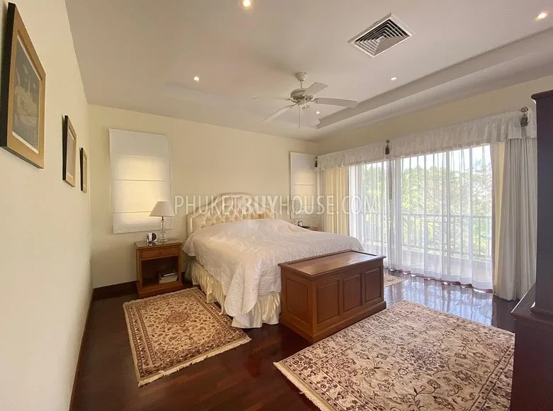 5 bedroom villa 842 m² Ban Bang Thao, Thailand