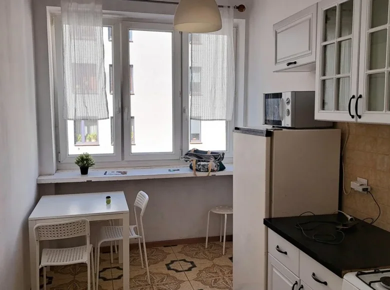 1 room apartment 32 m² in Warsaw, Poland