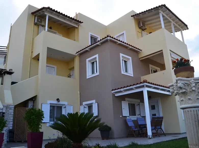 Casa de campo 9 habitaciones 280 m² Agia Pelagia, Grecia