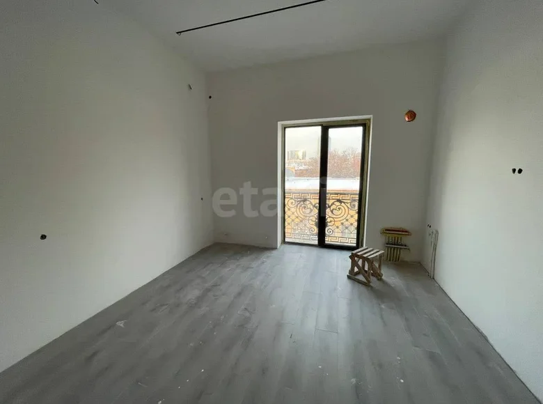 Kvartira 70 m² Toshkentda