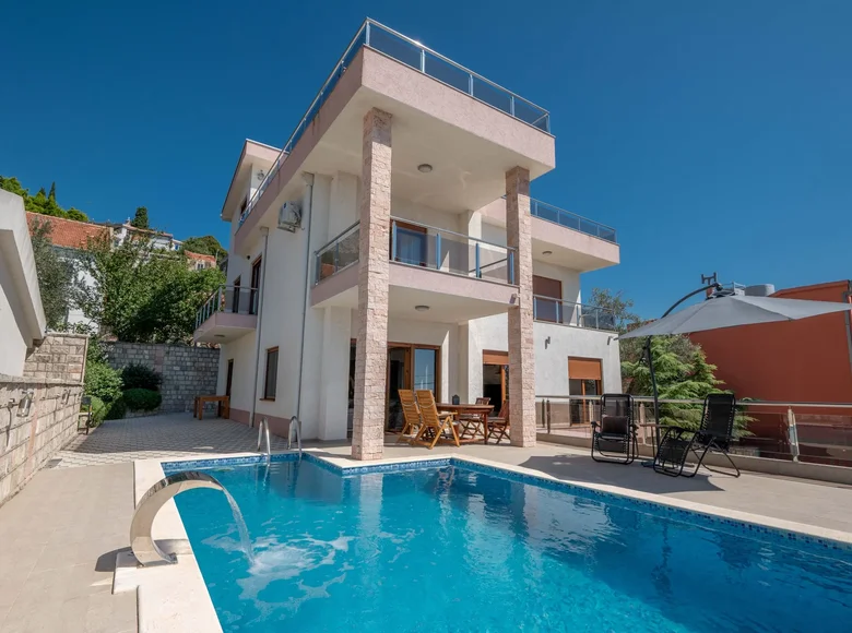 5 bedroom house 500 m² Bar, Montenegro
