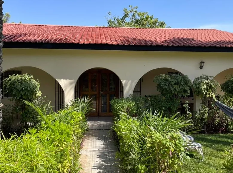 3-Schlafzimmer-Bungalow  Ghanatown, Gambia