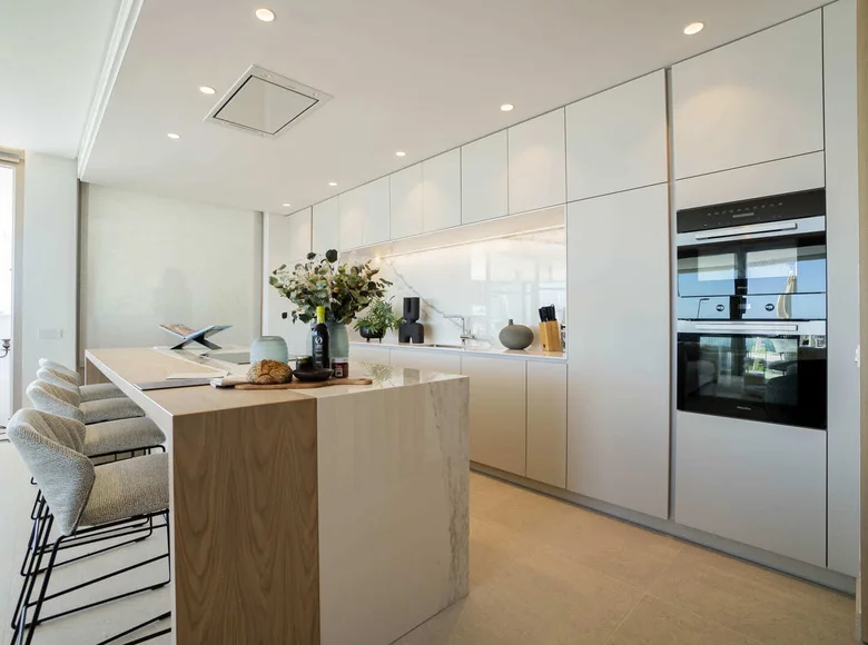 Mieszkanie 3 pokoi 234 m² Benahavis, Hiszpania