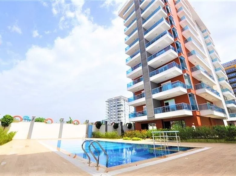 Mieszkanie 4 pokoi 220 m² Alanya, Turcja