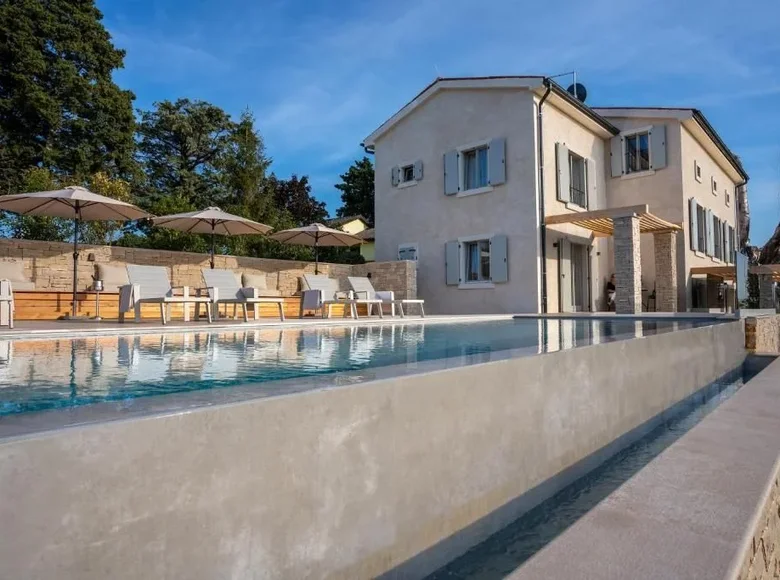 Hotel 758 m² en Kaldanija, Croacia