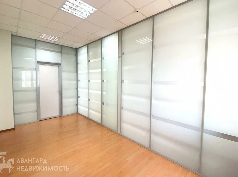 Oficina 55 m² en Minsk, Bielorrusia