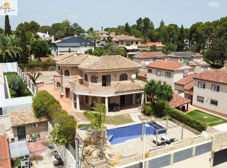 Casa 6 habitaciones  Ribarroja del Turia, España