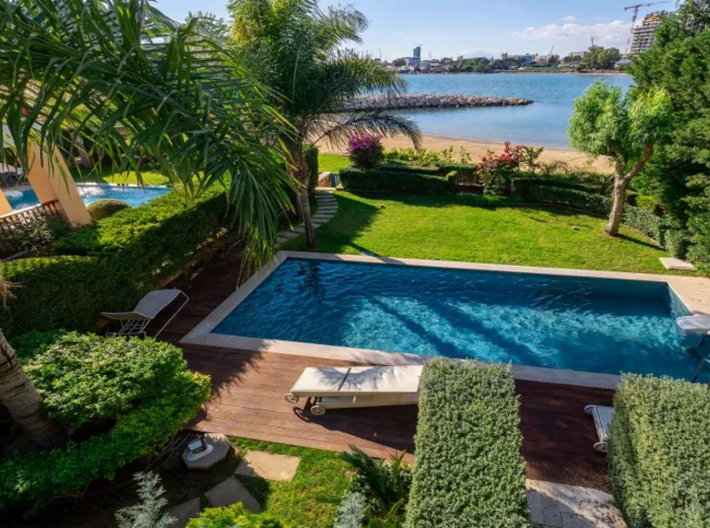 4 bedroom Villa 299 m² Limassol, Cyprus