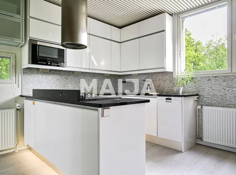 Apartamento 4 habitaciones 90 m² Helsinki sub region, Finlandia