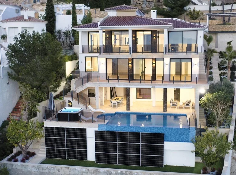 4 bedroom house  Altea, Spain