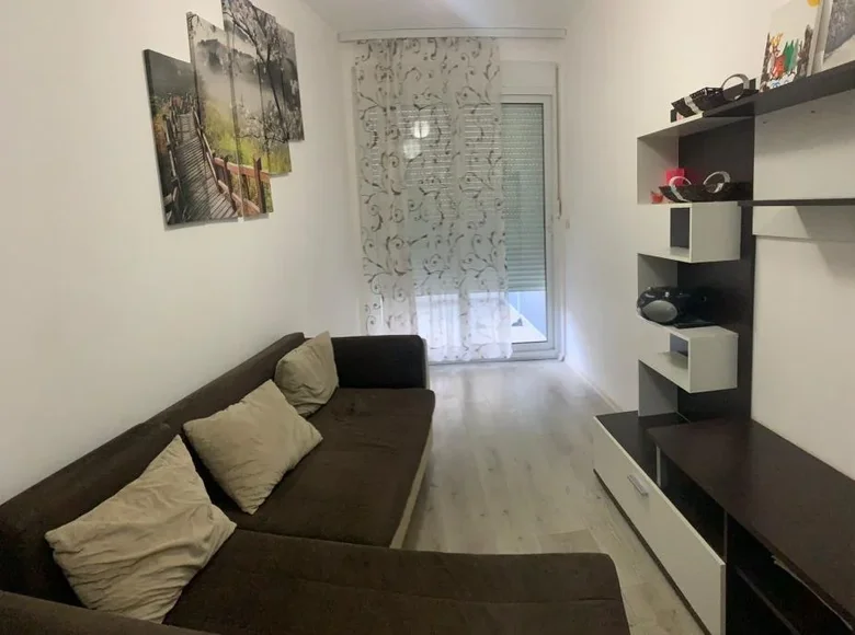 1 bedroom apartment 43 m² Bar, Montenegro