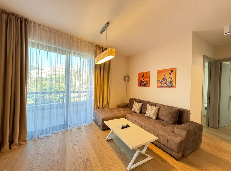 Wohnung 2 Schlafzimmer 73 m² Becici, Montenegro