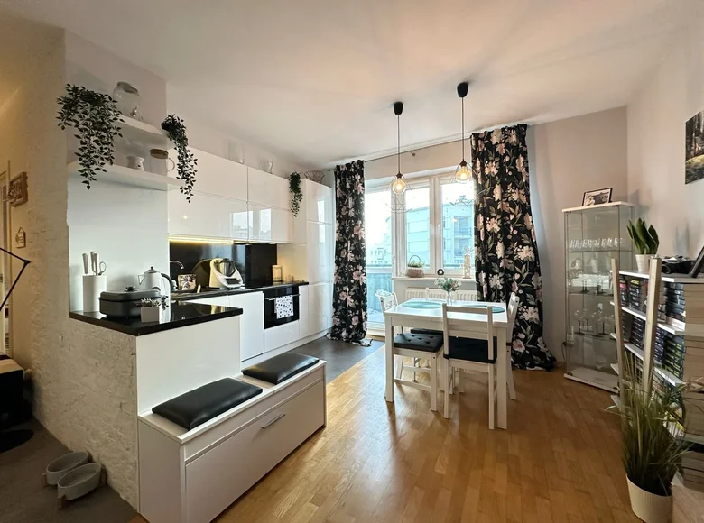 Квартира 2 комнаты 49 м² в Варшаве, Польша