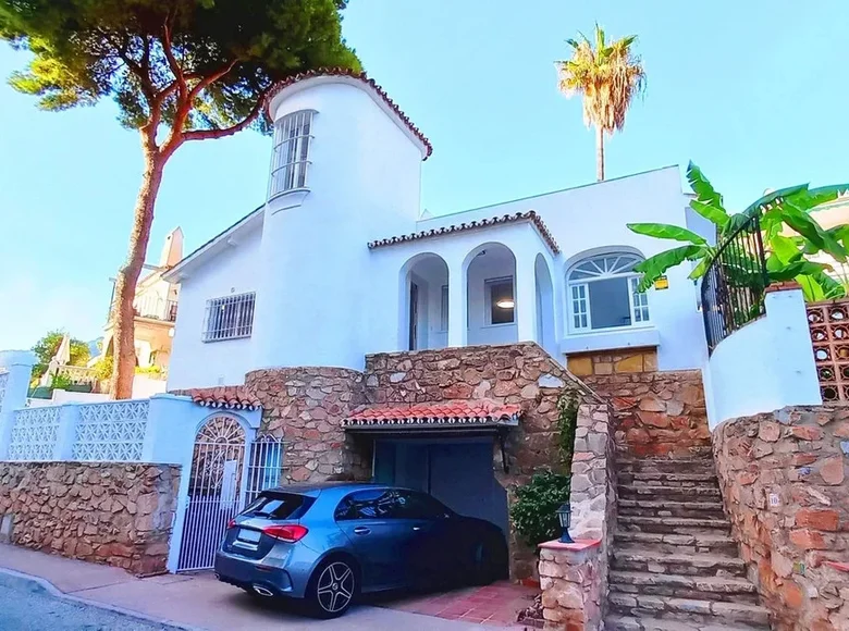 Villa 4 chambres 231 m² Fuengirola, Espagne