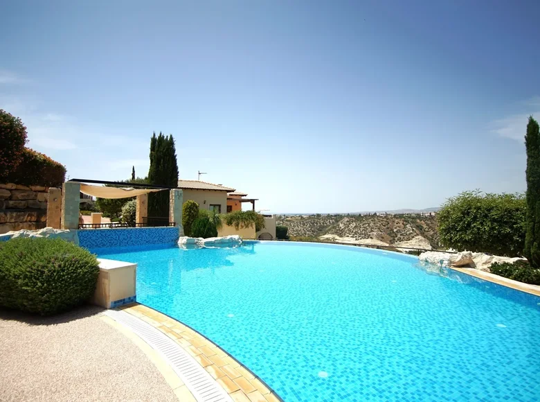 2 bedroom apartment 145 m² Kouklia, Cyprus